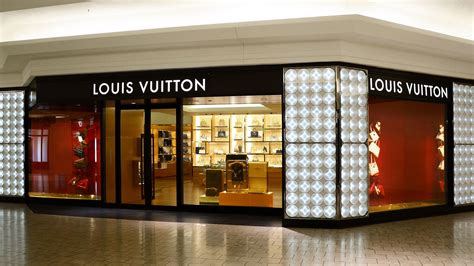 short hills mall louis vuitton